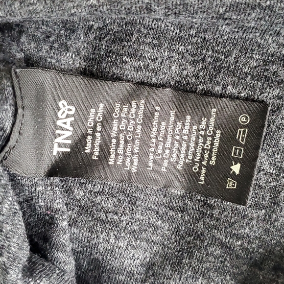 Aritzia TNA Alder Thermal Top Dark Grey S - Picture 5 of 6
